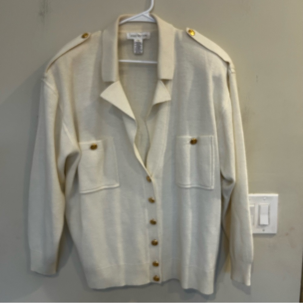 Jones New York Cream White Knit Sweater gold buttons padded shoulders wool sz 2X